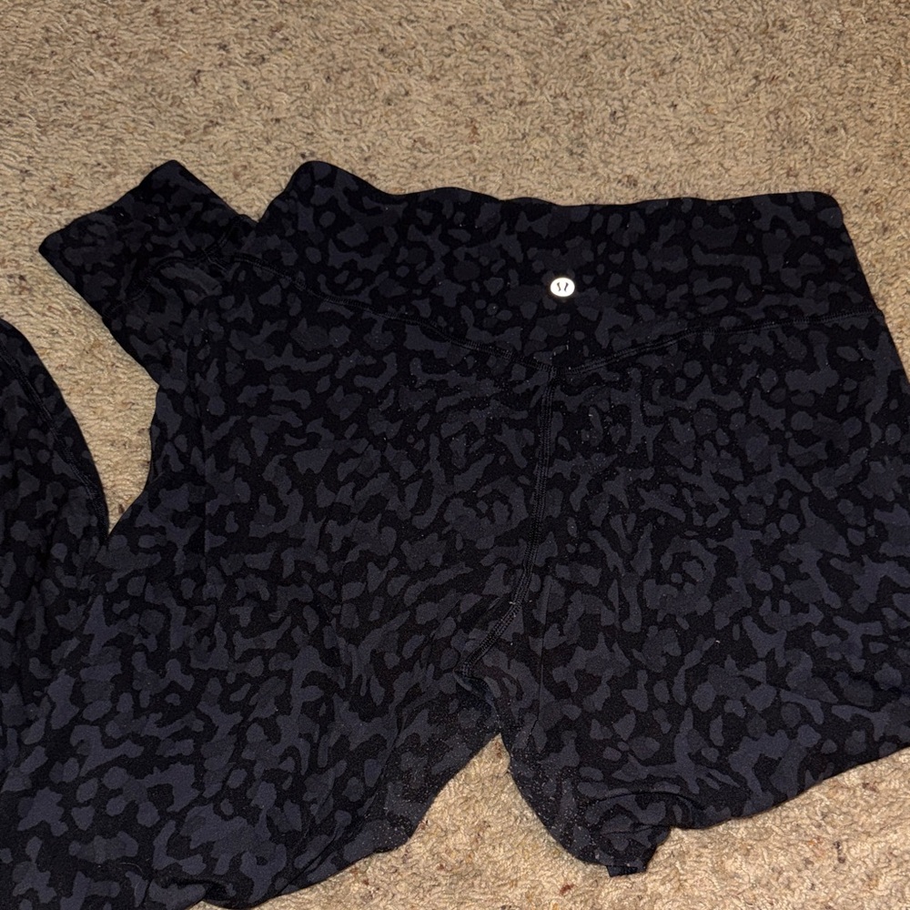 Lululemon align joggers black patterned